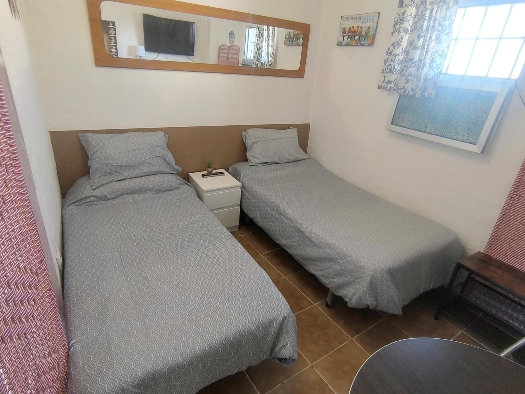 Seaside Double Room with Private Kitchen & Bathroom Algeciras Exterior photo